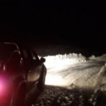 Rahatsızlanan çocuk için kardan yolu kapanan köye ulaştılar