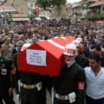Şehit Uzman Onbaşı Mesut Çelik, son yolculuğuna uğurlandı