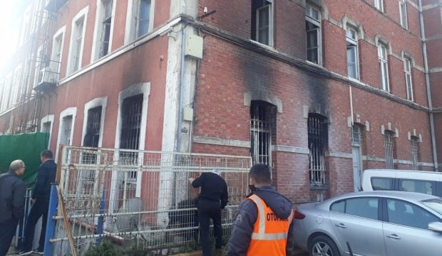 Sirkeci Garı'nda yangın