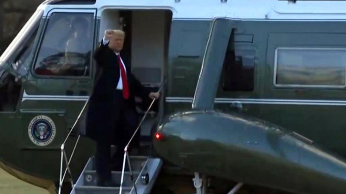 Son dakika! Donald Trump, başkanlığının bitmesine saatler kala Beyaz Saray'a veda etti