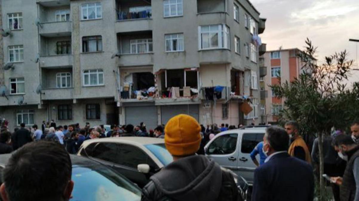 Son Dakika: Gaziosmanpaşa'da bir apartman dairesinde doğalgaz patlaması meydana geldi