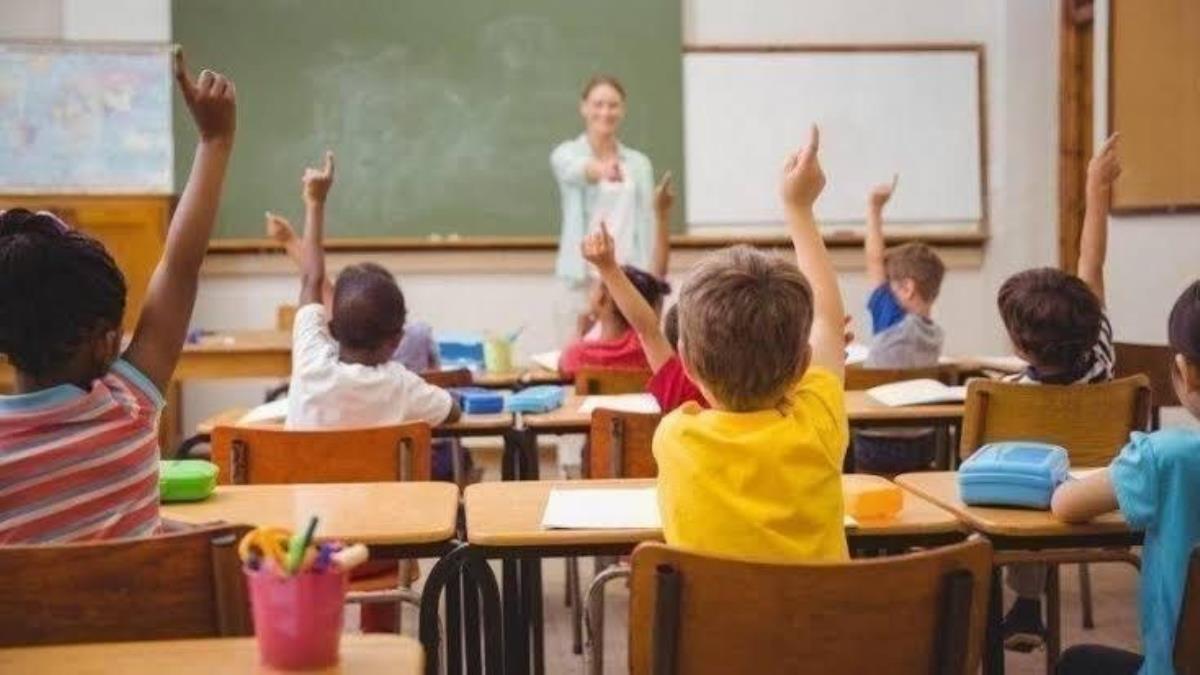 Son Dakika! Okul öncesi dışındaki tüm eğitim kademelerinde 1 Haziran 2021'e kadar uzaktan eğitime devam edilecek