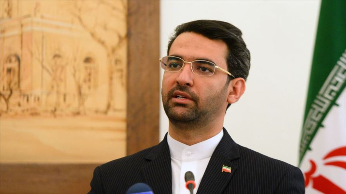 Sosyal medya yasağını uygulamadığı için İranlı bakana soruşturma açıldı
