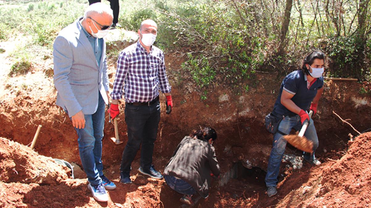 Su kanalı kazısından antik mezar çıktı! 6 tana kafatası bulundu