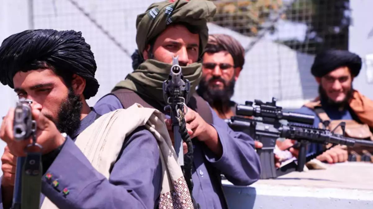 Taliban’ın Afganistan’da direnişin lideri Emrullah Salih’in kardeşi Ruhullah Azizi’yi öldürdüğü iddia edildi