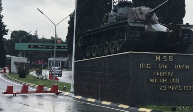 Tank palet üzerinden Katar’ın üzerine yürümek