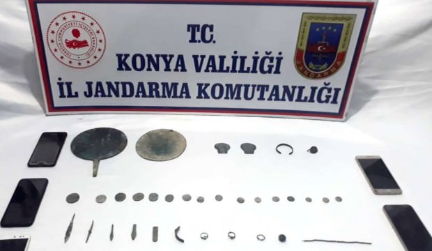 Tarihi eser kaçakçıları dinlenme tesisinde yakalandı