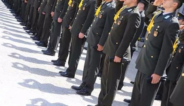 TSK’da FETÖ’den 18 bin ihraç