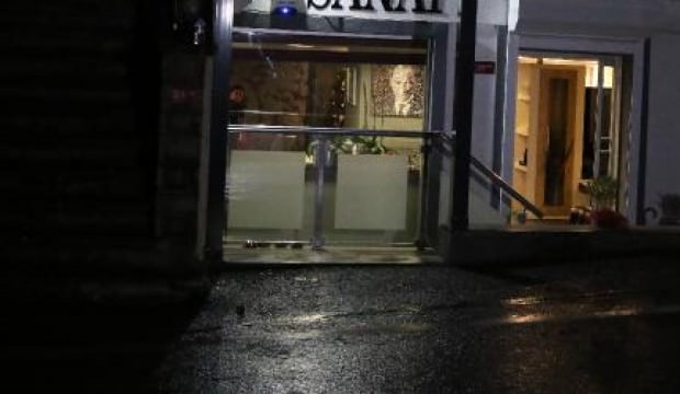 Ünlülerin kuaföründe dehşet anları