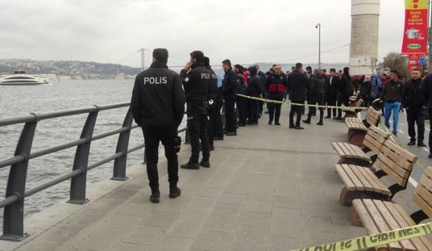 Üsküdar’da denizden erkek cesedi çıktı