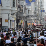 Vali Yerlikaya İstanbul'a gelen turist sayısını açıkladı