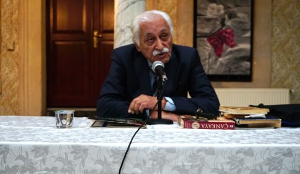 Yavuz Bülent Bâkiler gençlerle bir araya geldi