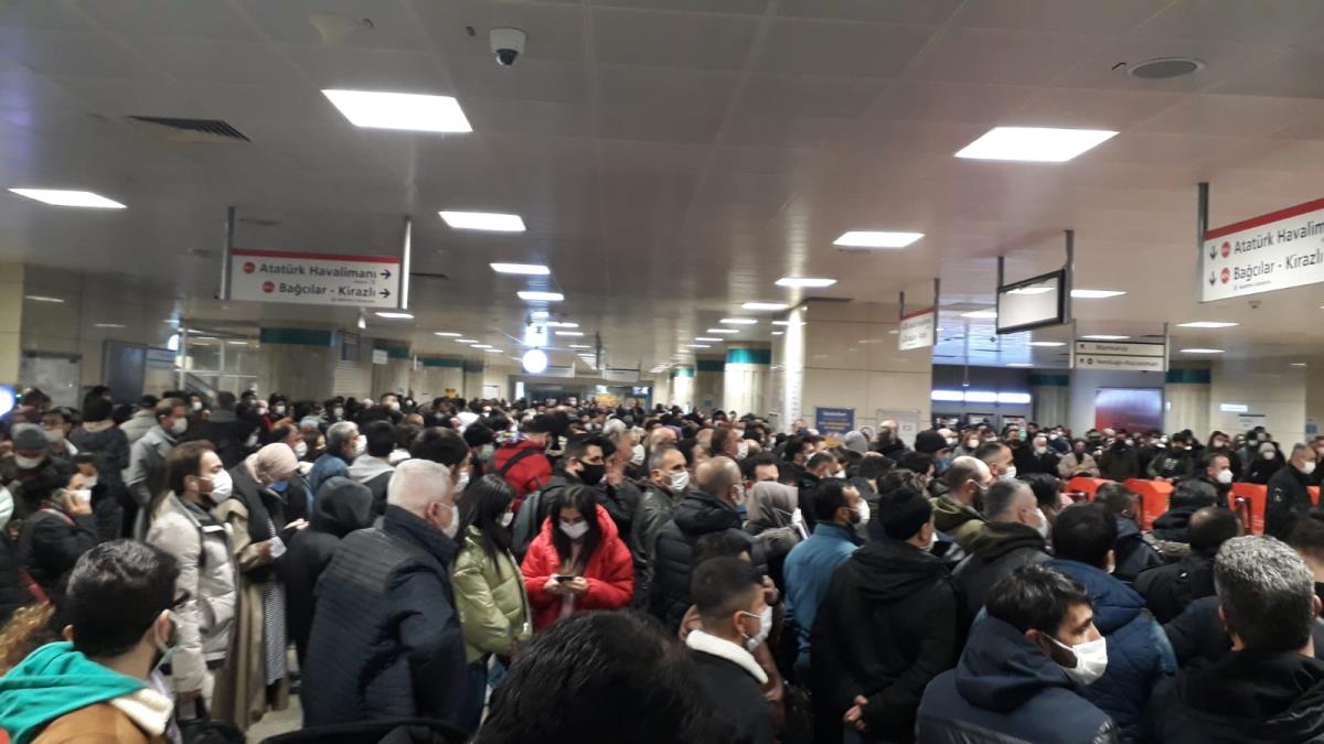 Yenikapı-Bayrampaşa arasında metro seferleri durduruldu